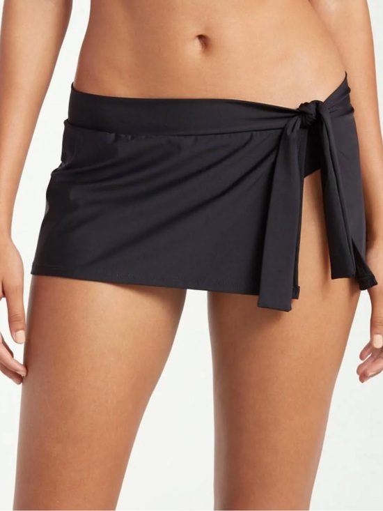 Tommy Bahama Other - Tommy Bahama Black Pearl Skirted Hipster